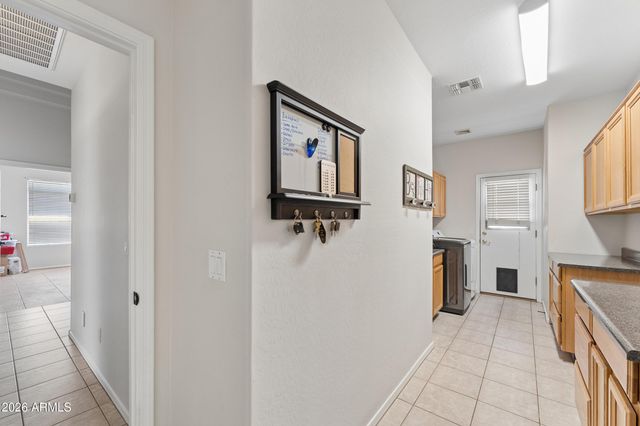 2242 W HAWKEN Way, Chandler, AZ 85286