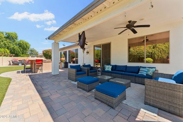2242 W HAWKEN Way, Chandler, AZ 85286