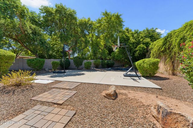 2242 W HAWKEN Way, Chandler, AZ 85286