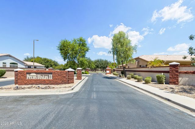 2242 W HAWKEN Way, Chandler, AZ 85286