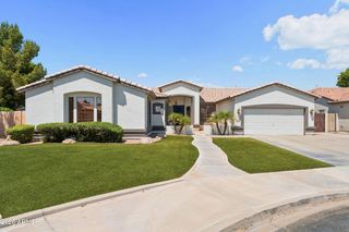 2242 W HAWKEN Way, Chandler, AZ 85286