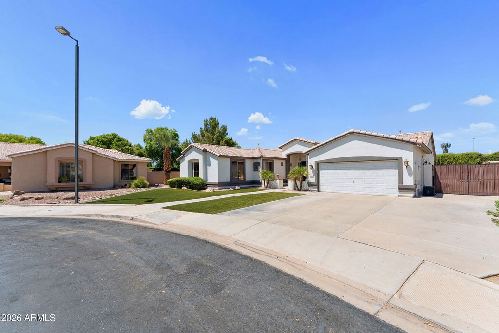2242 W HAWKEN Way, Chandler, AZ 85286 — photo 4