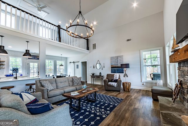 586 Rockville Springs Drive, Eatonton, GA 31024