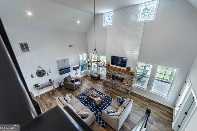 586 Rockville Springs Drive, Eatonton, GA 31024