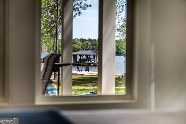 586 Rockville Springs Drive, Eatonton, GA 31024