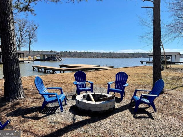 586 Rockville Springs Drive, Eatonton, GA 31024