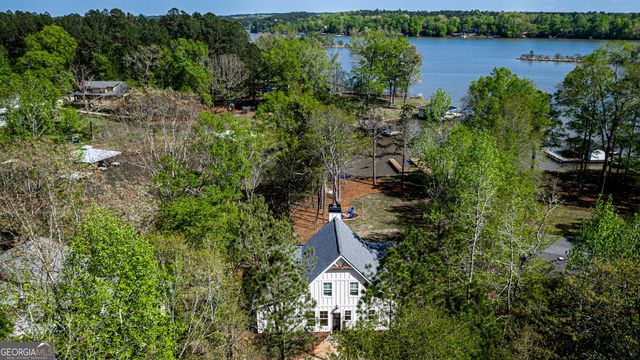 586 Rockville Springs Drive, Eatonton, GA 31024