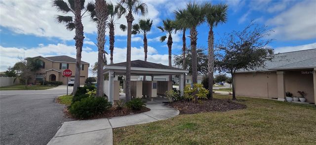 10033 CRESTED FRINGE DRIVE, Riverview, FL 33578