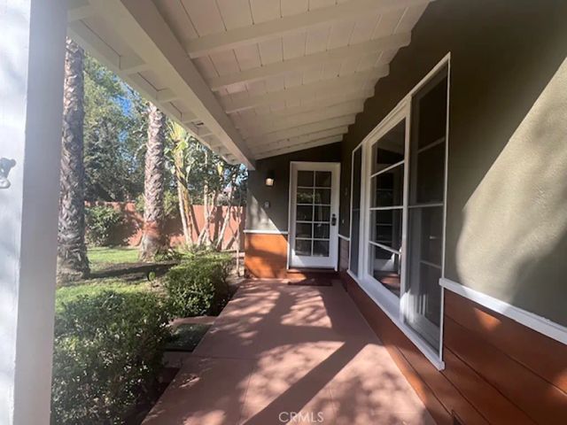 5744 Stansbury Avenue, Sherman Oaks, CA 91401