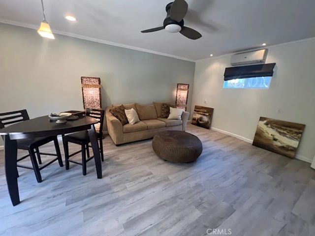 5744 Stansbury Avenue, Sherman Oaks, CA 91401