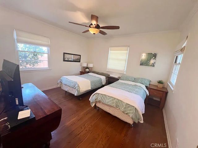 5744 Stansbury Avenue, Sherman Oaks, CA 91401