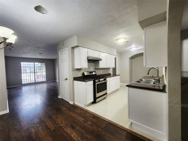5535 Elmlawn Drive, Houston, TX 77033