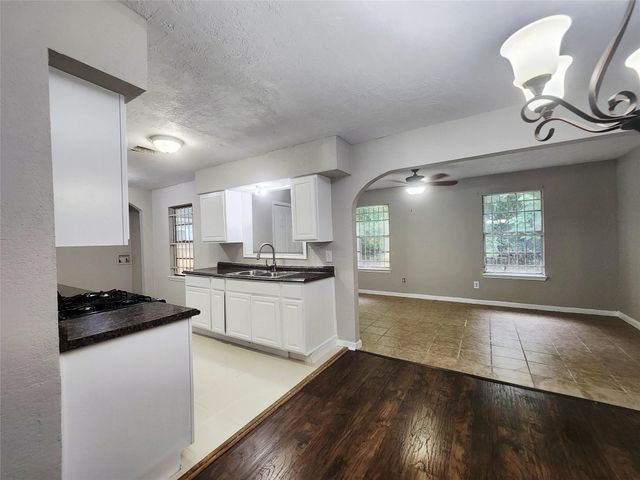 5535 Elmlawn Drive, Houston, TX 77033