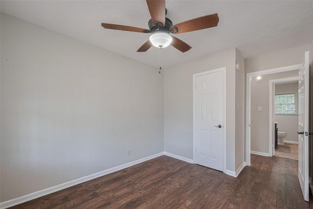 5535 Elmlawn Drive, Houston, TX 77033