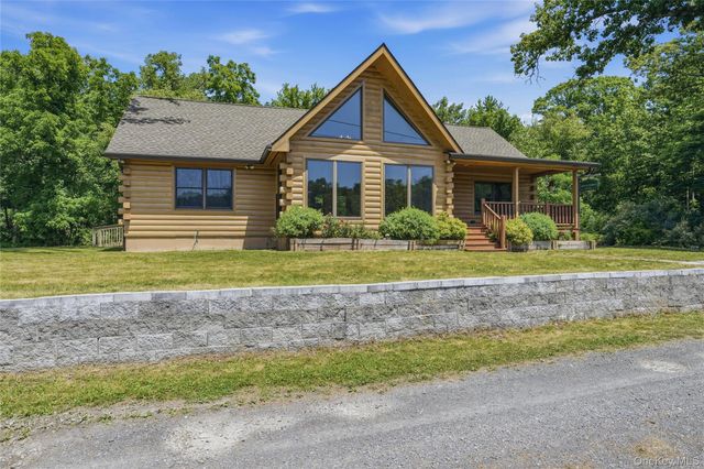 22 Deer Haven Road, Rosendale, NY 12472