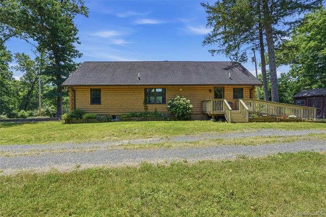 22 Deer Haven Road, Rosendale, NY 12472
