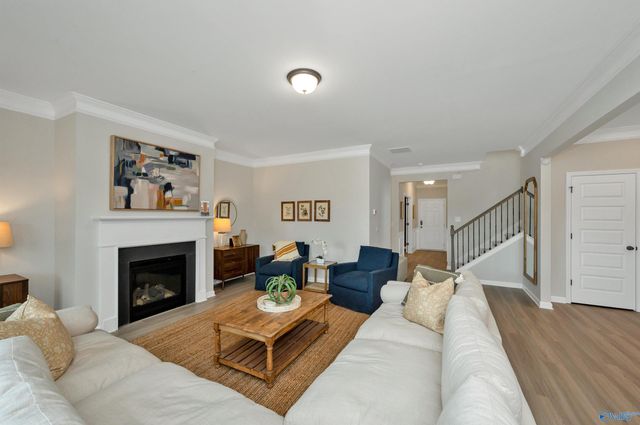 7216 Fox Glen Circle SE, Owens Cross Roads, AL 35763