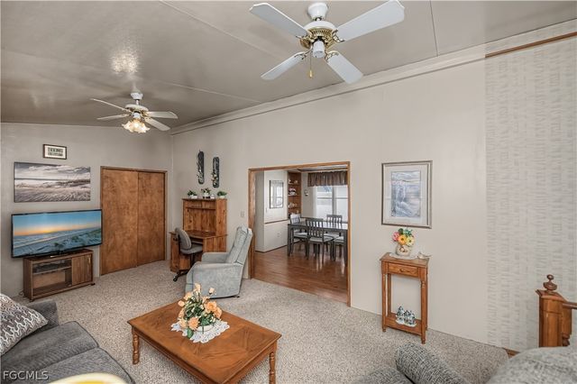 181 Caravan CIR, North Fort Myers, FL 33903