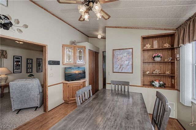 181 Caravan CIR, North Fort Myers, FL 33903