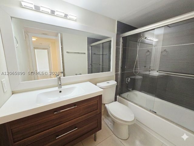 8160 Geneva Ct 112, Doral, FL 33166