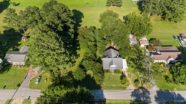 202 Alabama Avenue NE, Hanceville, AL 35077