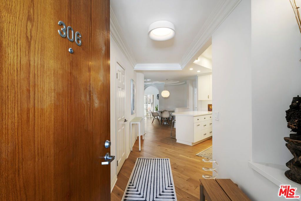 12603 Moorpark Street 306, Studio City, CA 91604 — photo 3