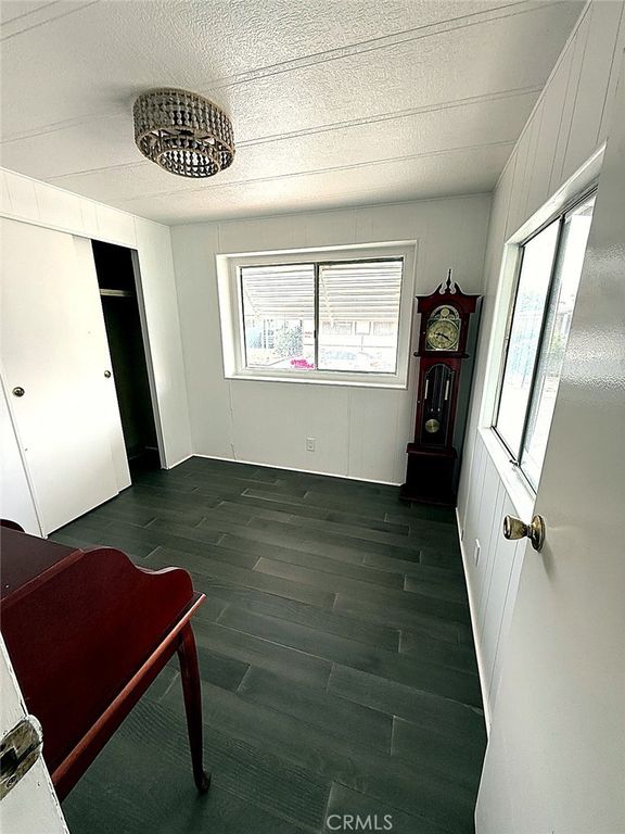 Image 10 of property listing at 27601 Sun City Boulevard 302, Menifee, CA 92586