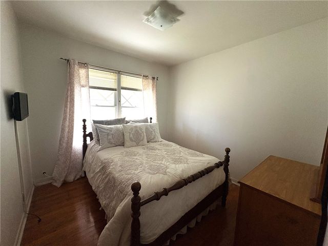 1213 Belmeade Dr, Corpus Christi, TX 78412