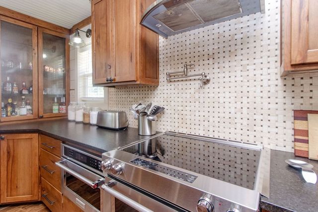 19055 Cove Creek Road, Prairie Grove, AR 72753