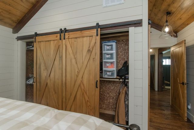 19055 Cove Creek Road, Prairie Grove, AR 72753