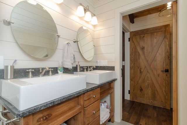 19055 Cove Creek Road, Prairie Grove, AR 72753