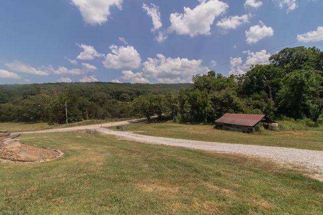 19055 Cove Creek Road, Prairie Grove, AR 72753