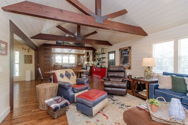 19055 Cove Creek Road, Prairie Grove, AR 72753