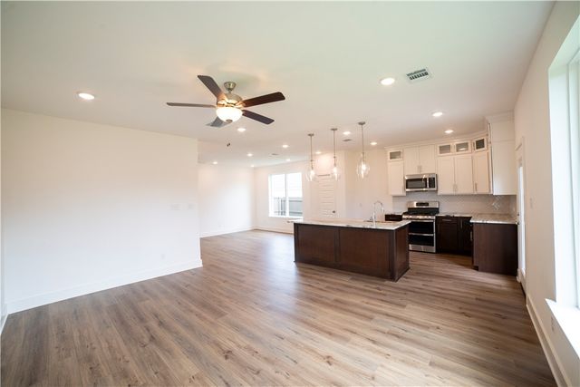 4247 Appalachian Trail, Bryan, TX 77802