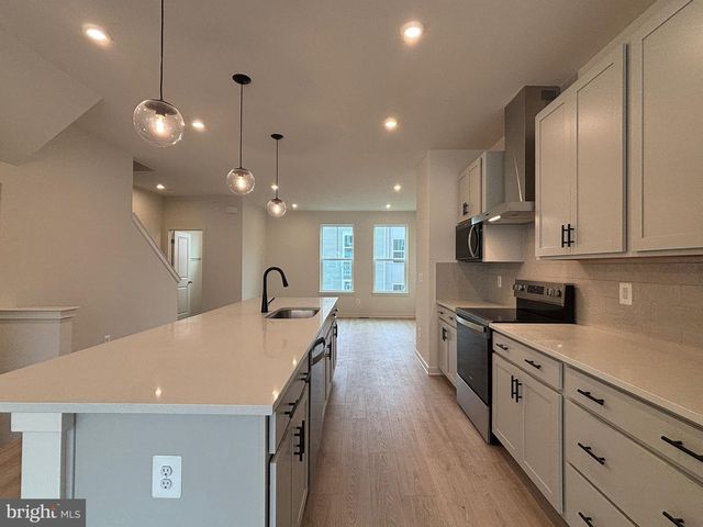 17998 ALICIA AVE, Dumfries, VA 22026