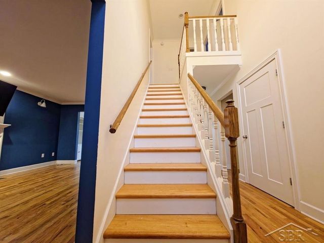 1702 Plymouth Street, Midland, MI 48642