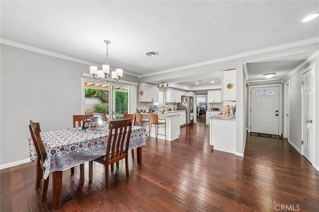 1332 N 13th Avenue, Upland, CA 91786