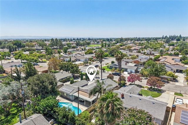 1332 N 13th Avenue, Upland, CA 91786