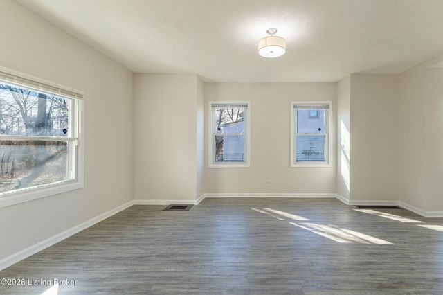 651 Louis Coleman Jr Dr, Louisville, KY 40211