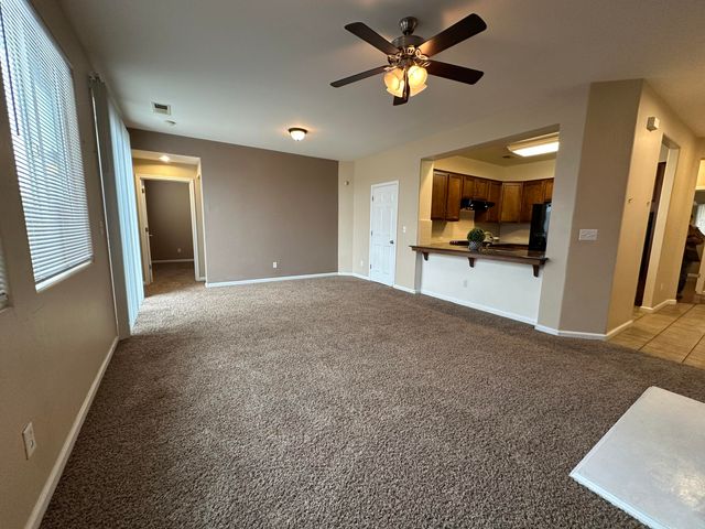 3938 W Flagstaff Avenue, Visalia, CA 93291