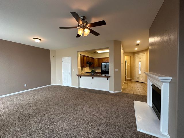 3938 W Flagstaff Avenue, Visalia, CA 93291