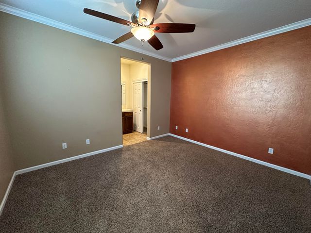 3938 W Flagstaff Avenue, Visalia, CA 93291