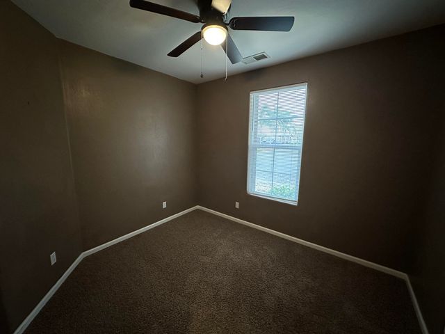 3938 W Flagstaff Avenue, Visalia, CA 93291