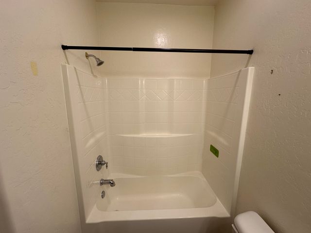 3938 W Flagstaff Avenue, Visalia, CA 93291