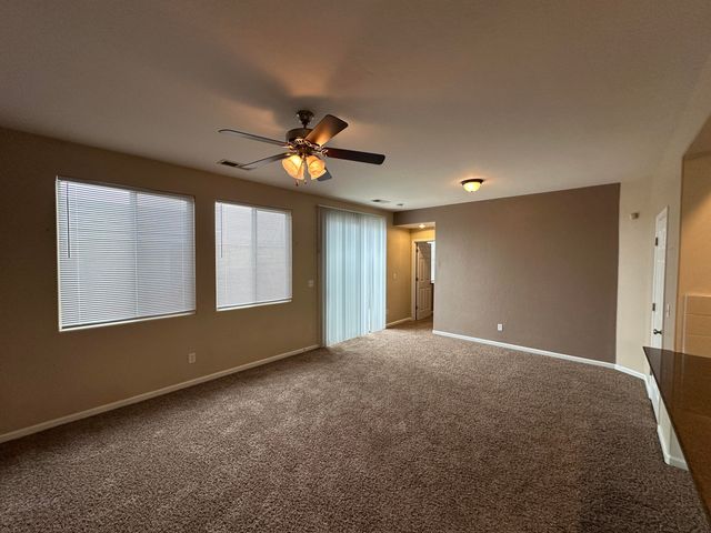 3938 W Flagstaff Avenue, Visalia, CA 93291