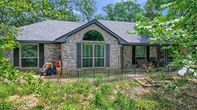 445 Mountain Creek Drive, Denison, TX 75021