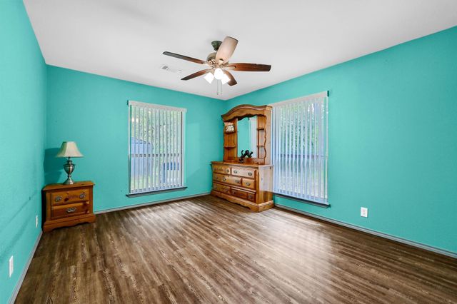 445 Mountain Creek Drive, Denison, TX 75021
