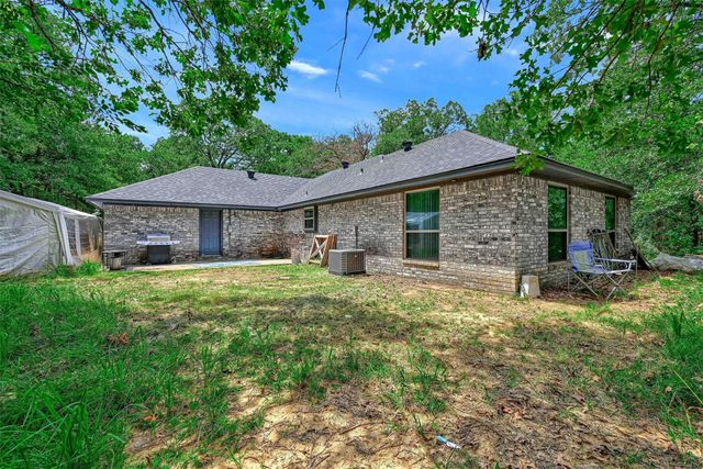 445 Mountain Creek Drive, Denison, TX 75021