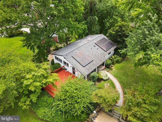 4951 ROSLYN RD, Annandale, VA 22003