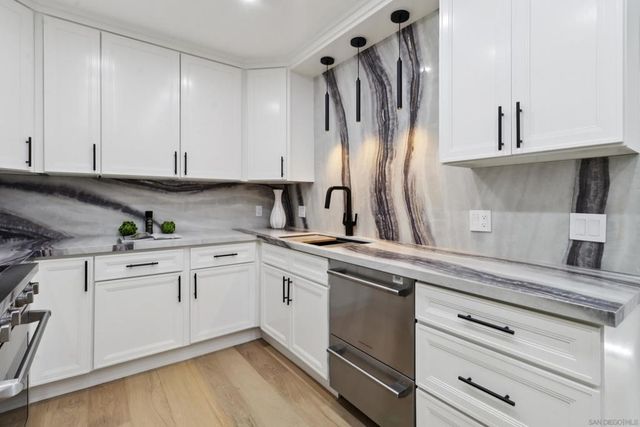 700 Front St 1402, San Diego, CA 92101